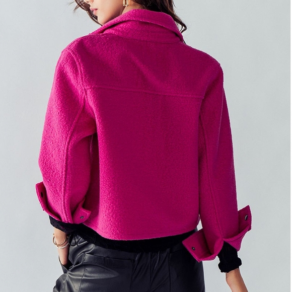 Magenta Curly Sherpa Cropped Shacket - Picture 4 of 9